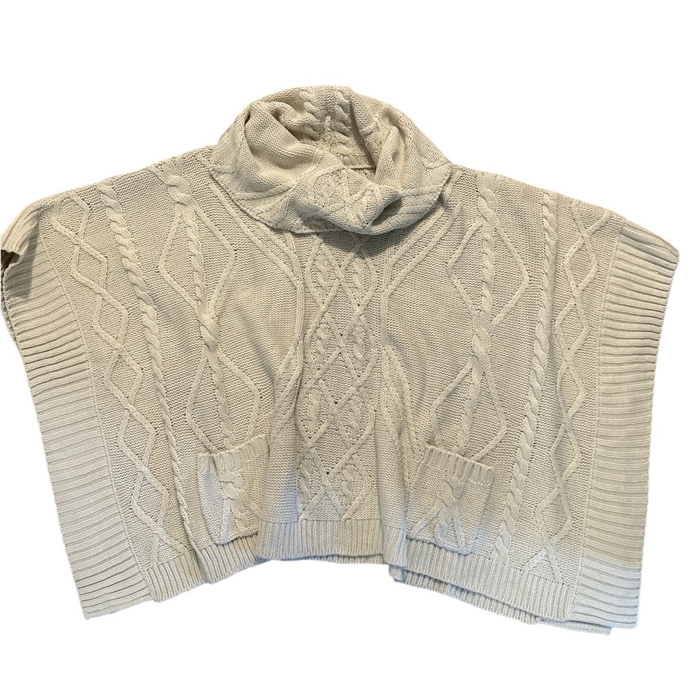 BCBG Sweater Poncho S